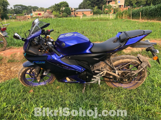 Yamaha R15  Official Version 4